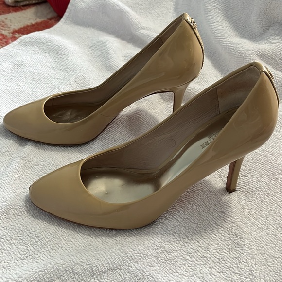 Coach, Neutral Heel, size 7 - Picture 3 of 4